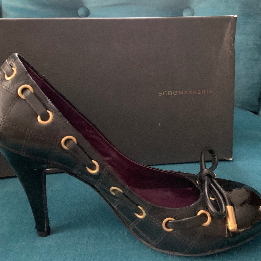 BCBGMaxAzria Ma-Nannis Black Luna Patent and Calf 8M